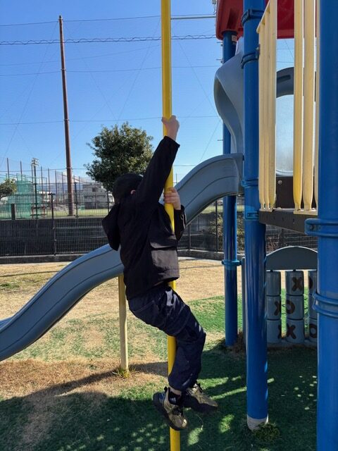 公園で外遊び